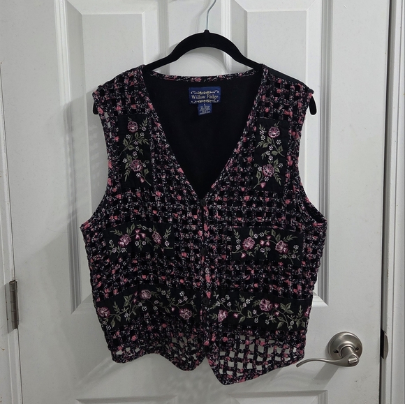 Willow Ridge Vest - Picture 2 of 6